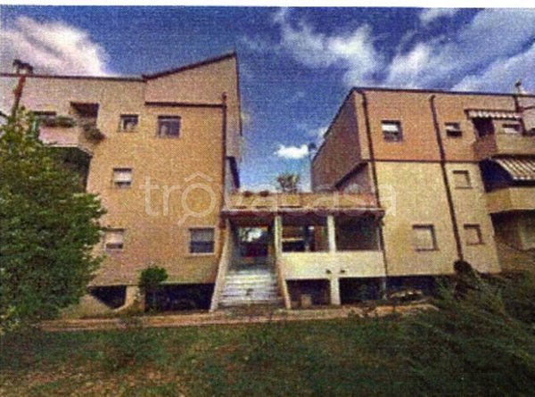 appartamento in vendita ad Arezzo in zona Rigutino