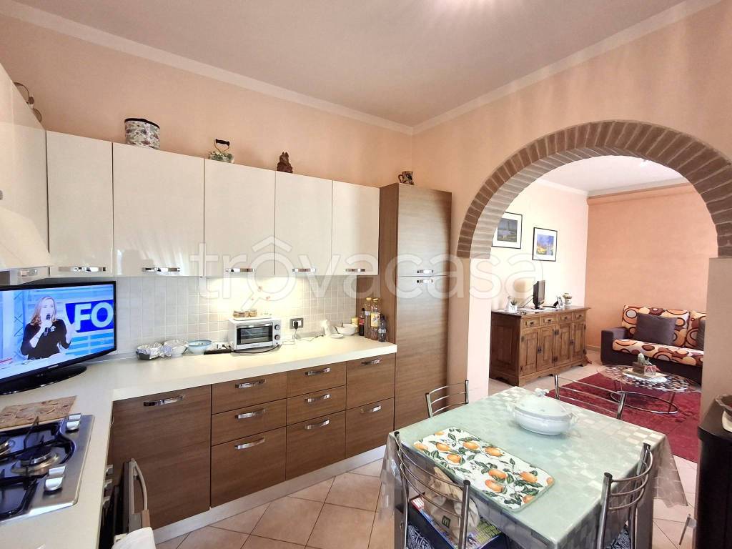 casa indipendente in vendita ad Arezzo in zona Santa Firmina