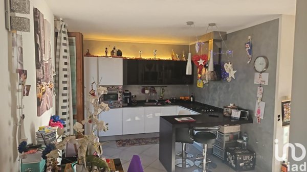 casa indipendente in vendita ad Arezzo in zona Centro Città