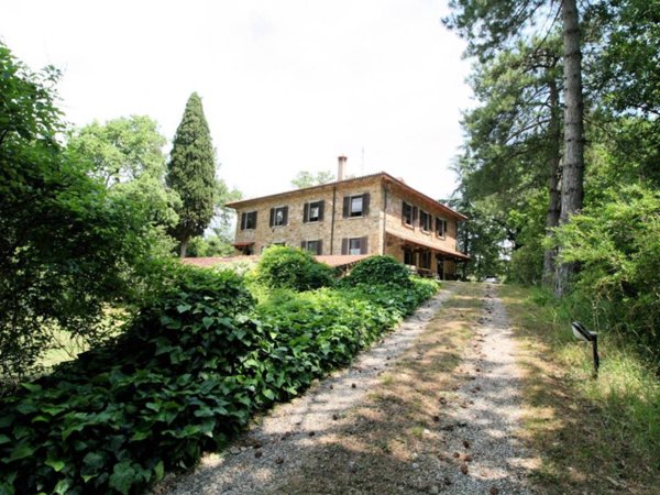casale in vendita ad Arezzo in zona Quarata