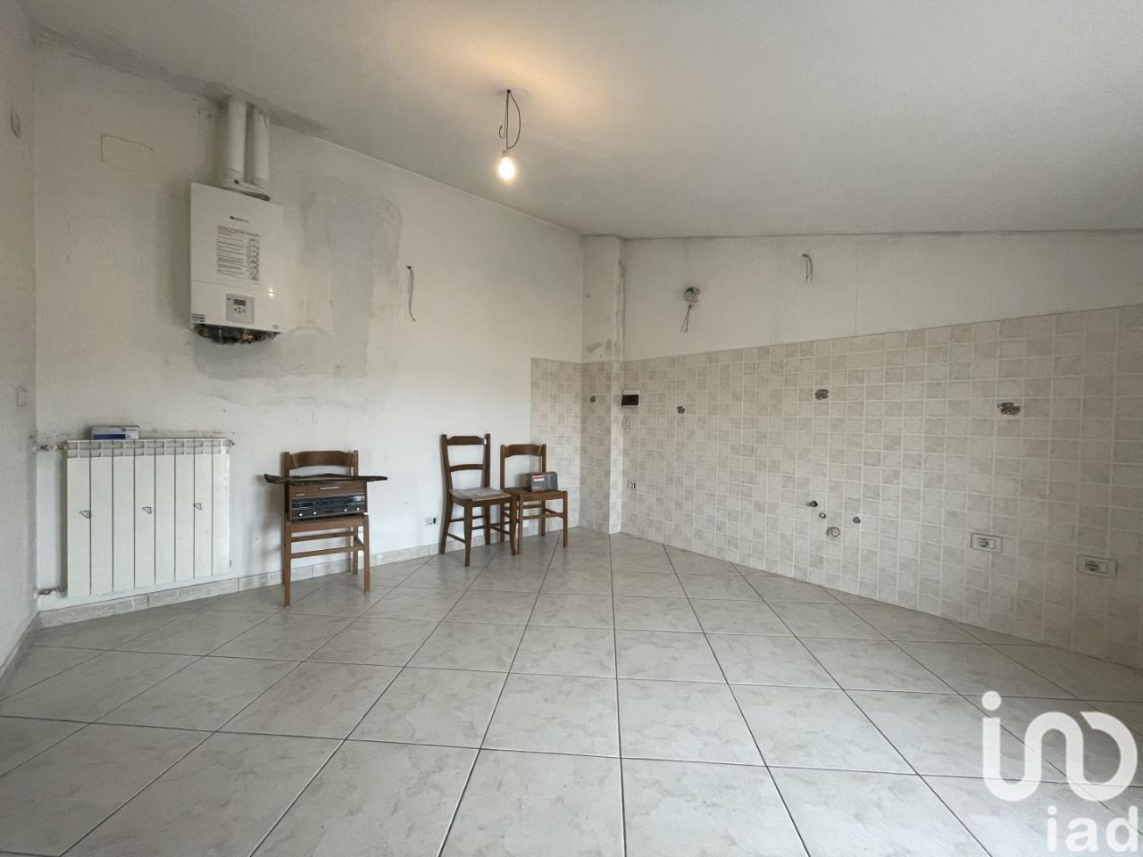 casa indipendente in vendita ad Arezzo in zona Quarata