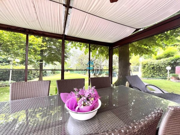 casa indipendente in vendita ad Arezzo in zona Centro Città