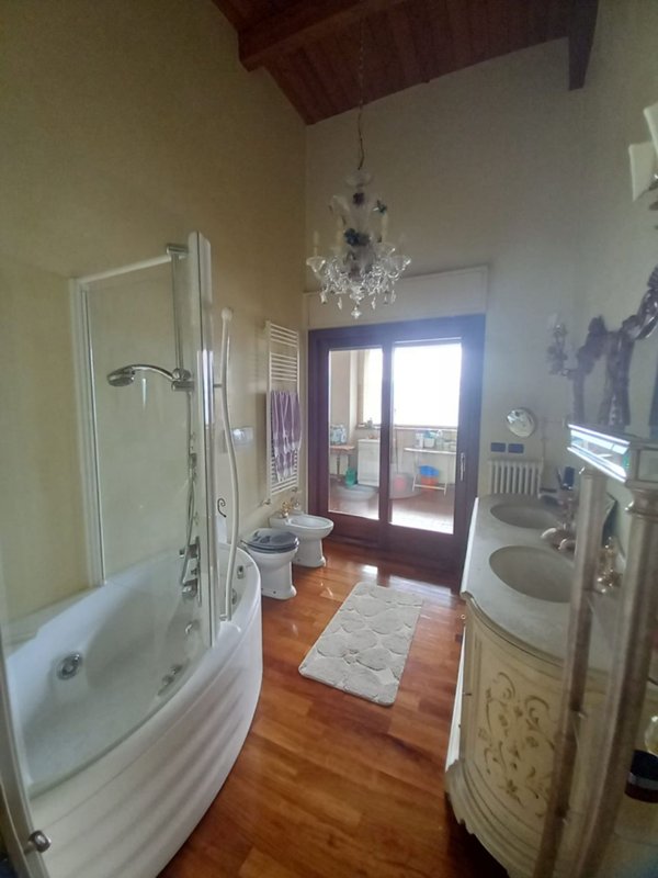 appartamento in vendita ad Arezzo in zona Vittorio Veneto