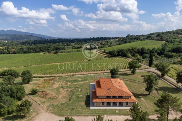 casa indipendente in vendita ad Arezzo