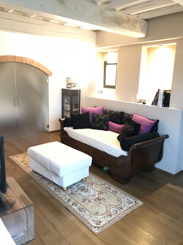 casa indipendente in vendita ad Arezzo in zona Campi