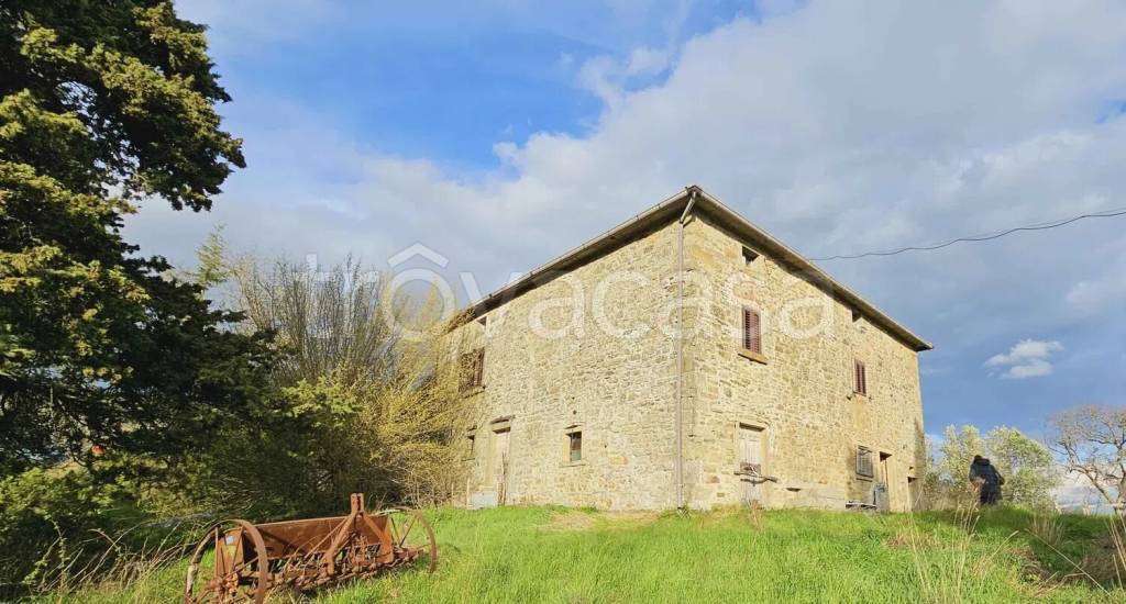 casa indipendente in vendita ad Arezzo in zona Molin Nuovo