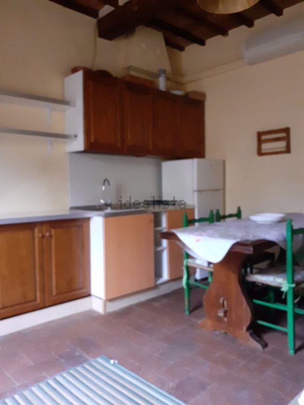 appartamento in vendita ad Arezzo in zona Quarata