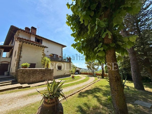 casa indipendente in vendita ad Arezzo in zona Sant'Anastasio