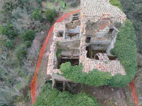 casale in vendita ad Arezzo in zona Puliciano