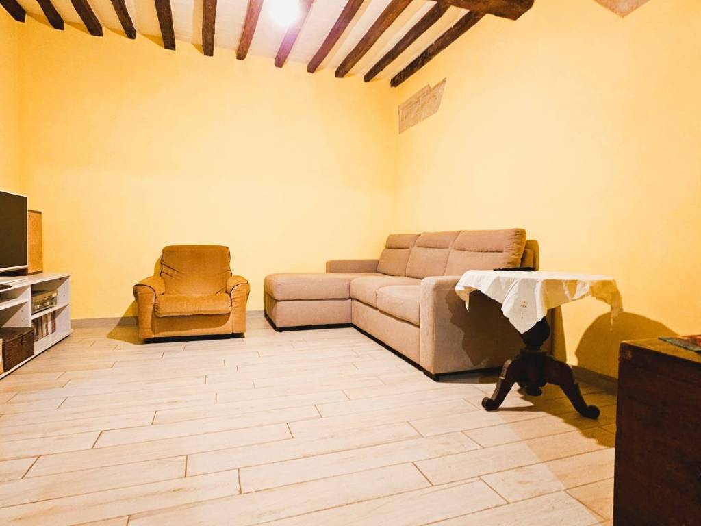 casa indipendente in vendita ad Arezzo in zona Centro Città