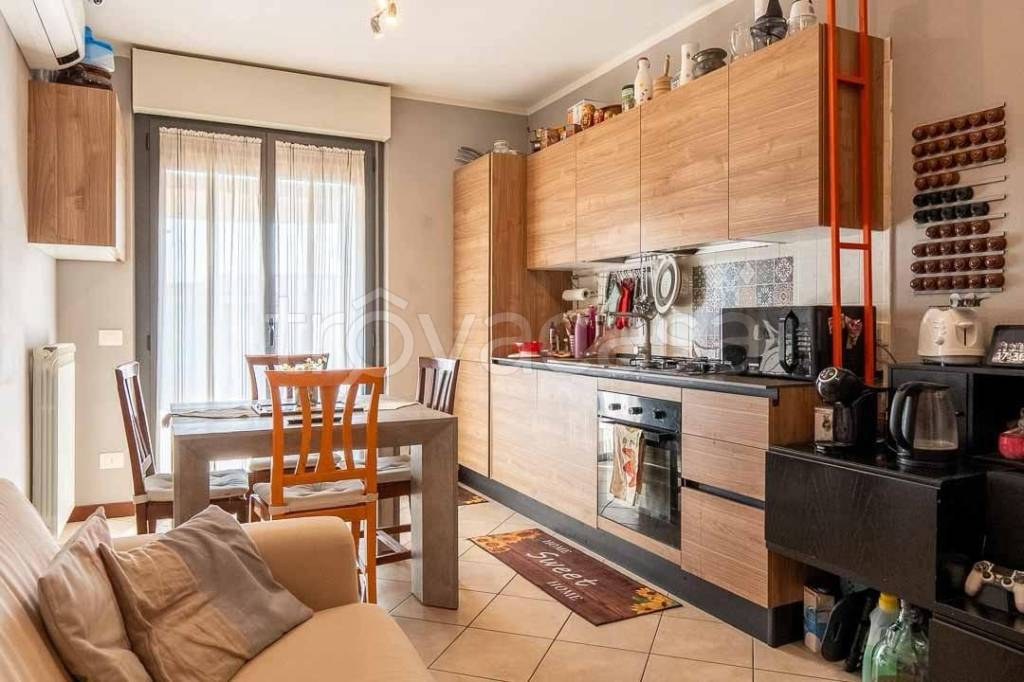 casa indipendente in vendita ad Arezzo