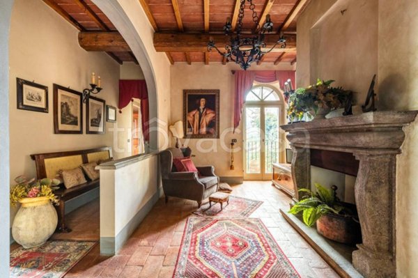 appartamento in vendita ad Arezzo in zona Ceciliano