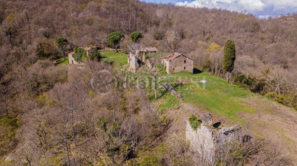 casa indipendente in vendita ad Arezzo in zona San Leo
