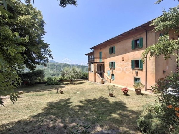 casa indipendente in vendita ad Arezzo in zona San Firenze-Fonte di Sala
