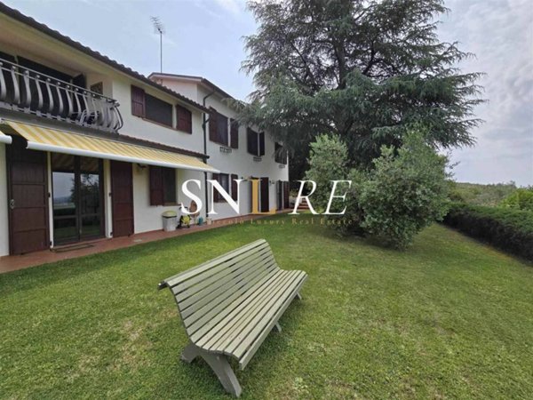 casa indipendente in vendita ad Arezzo in zona Puliciano