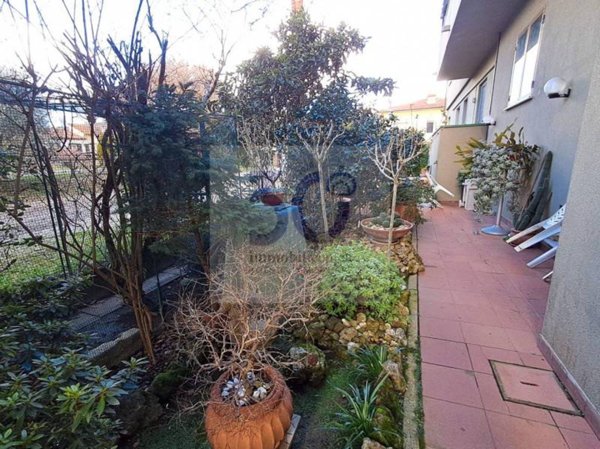appartamento in vendita ad Arezzo in zona Rigutino