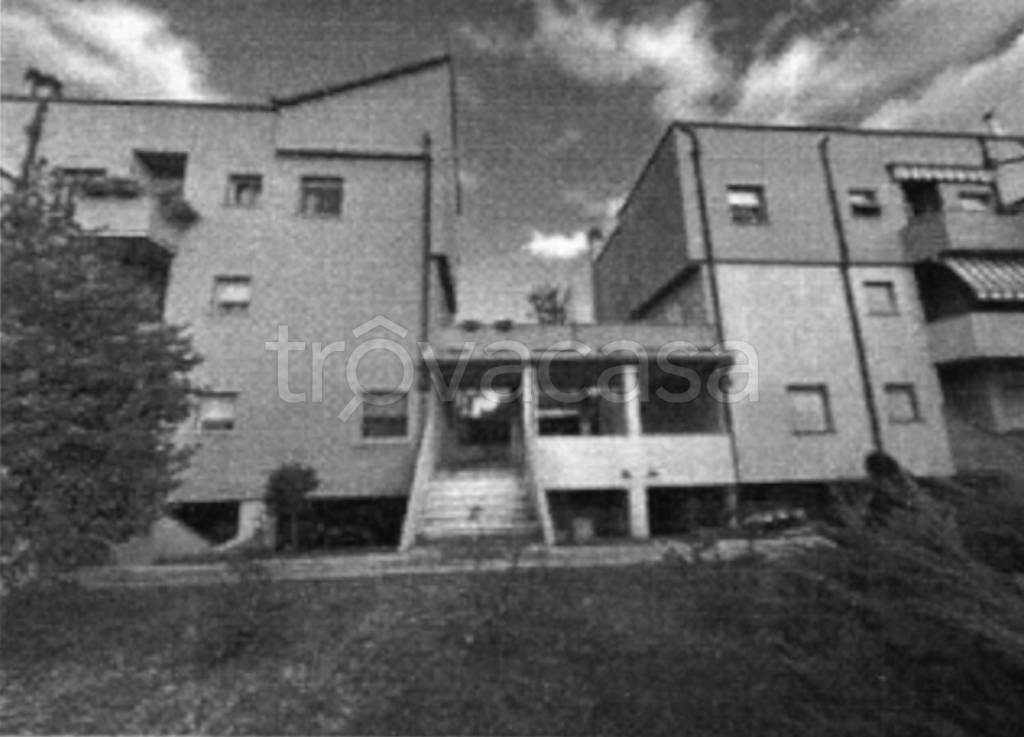 appartamento in vendita ad Arezzo in zona Rigutino