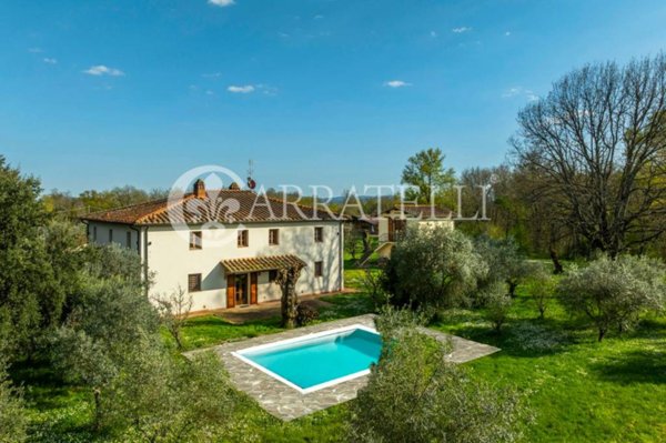 casa indipendente in vendita ad Arezzo