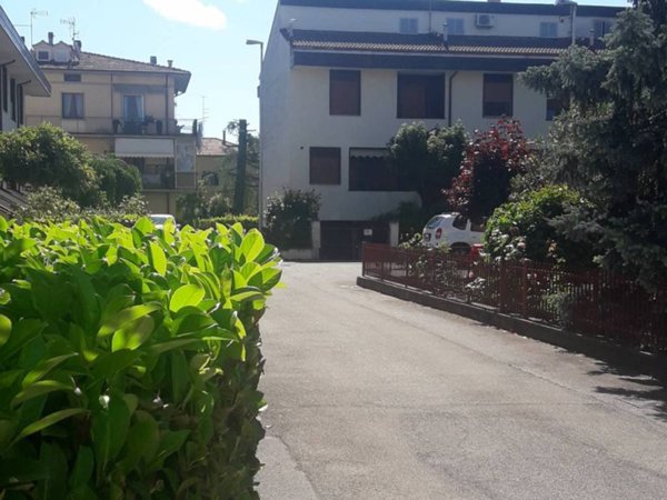 casa indipendente in vendita ad Arezzo in zona Fiorentina