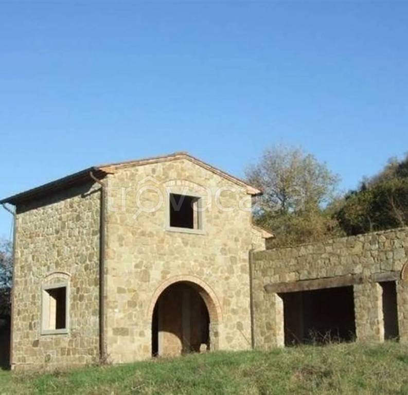 casa indipendente in vendita ad Arezzo in zona Antria