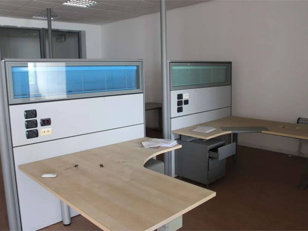 ufficio in vendita ad Arezzo in zona Fiorentina