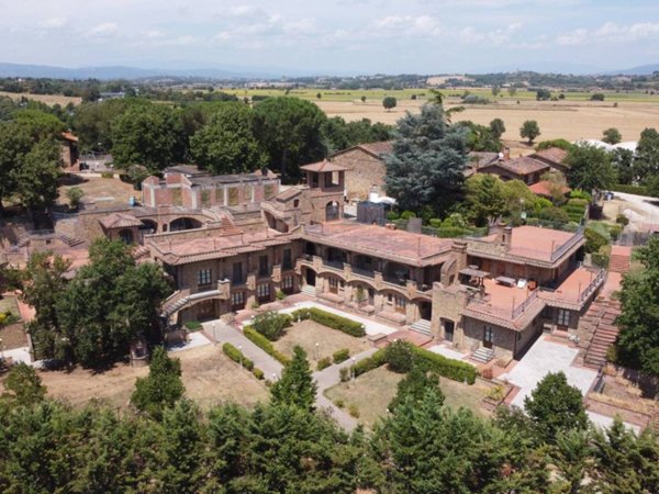 negozio in vendita ad Arezzo