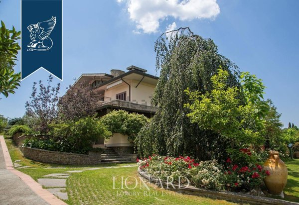 casa indipendente in vendita ad Arezzo in zona Pratantico-Indicatore