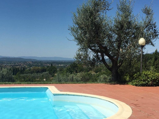 casa indipendente in vendita ad Arezzo in zona Tregozzano
