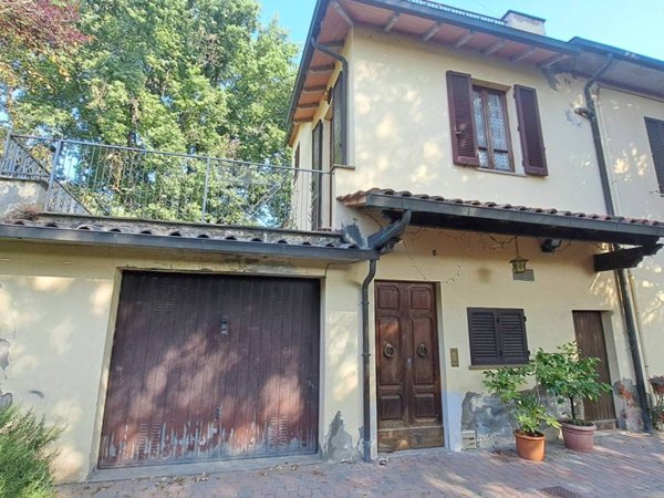 casa indipendente in vendita ad Arezzo in zona Ponte Alla Chiassa