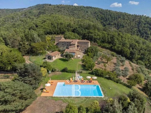 casa indipendente in vendita ad Arezzo in zona San Firenze-Fonte di Sala