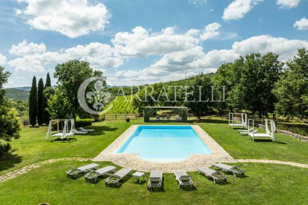 casa indipendente in vendita ad Arezzo in zona Centro Città