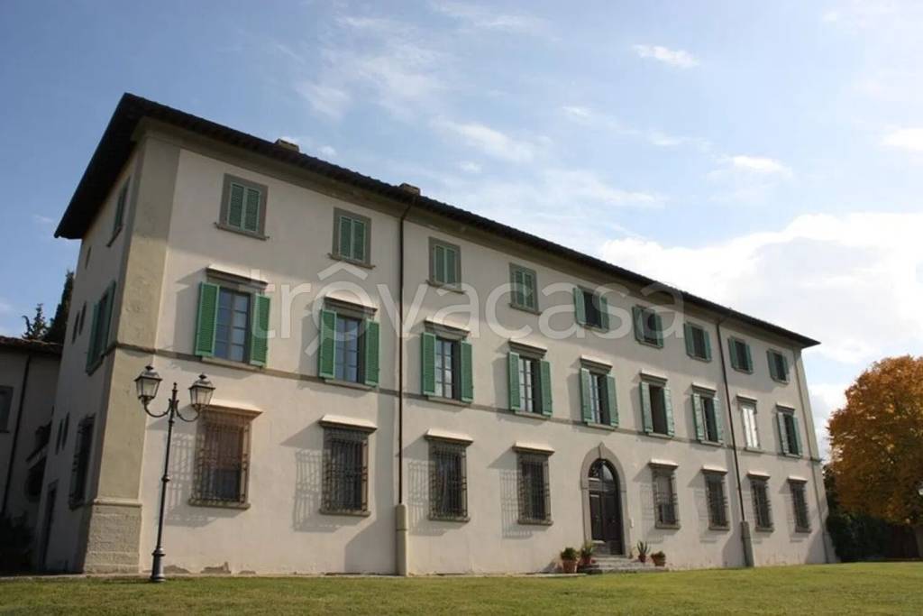 appartamento in vendita ad Arezzo in zona Ceciliano