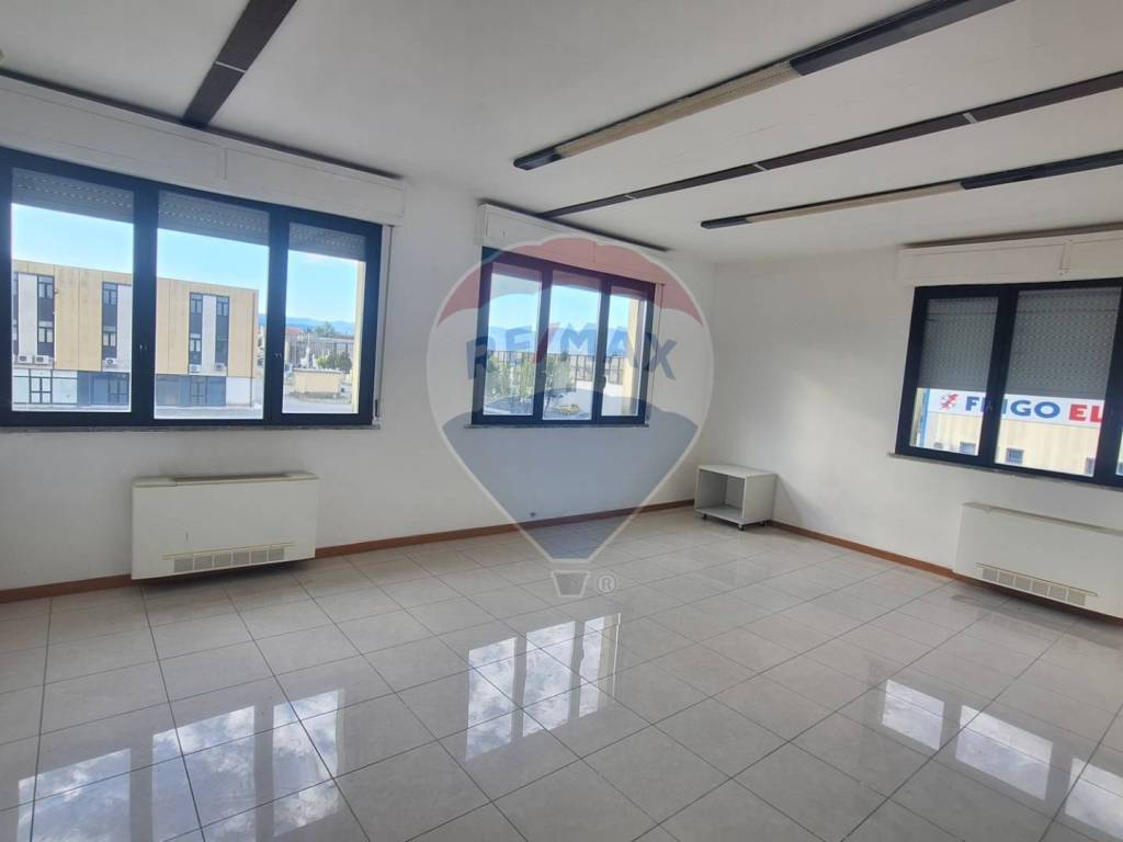 ufficio in vendita ad Arezzo in zona Centro Città