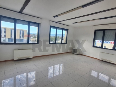 ufficio in vendita ad Arezzo in zona Centro Città