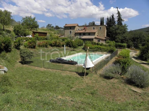 casa indipendente in vendita ad Arezzo in zona San Fabiano