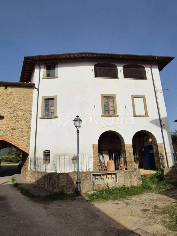 appartamento in vendita ad Arezzo in zona Rigutino