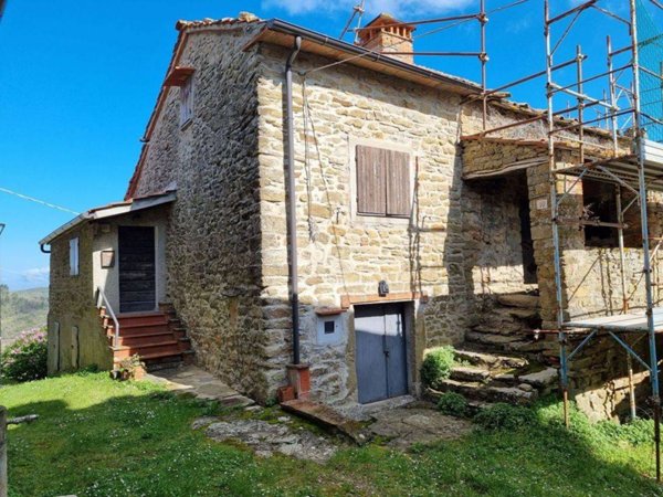 casa indipendente in vendita ad Arezzo