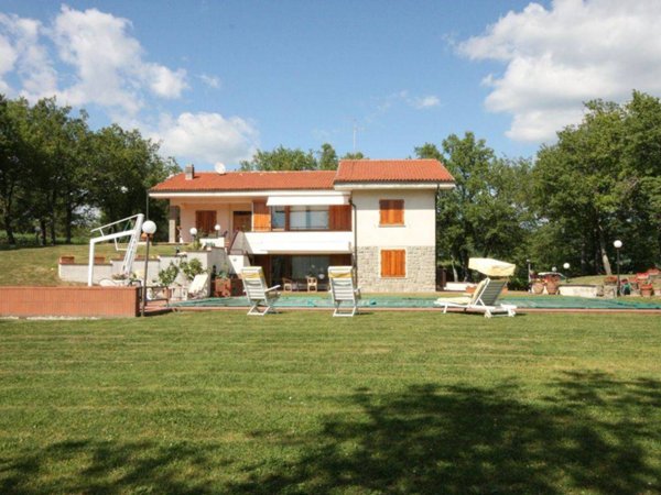 casa indipendente in vendita ad Arezzo
