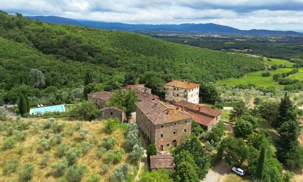 casale in vendita ad Arezzo