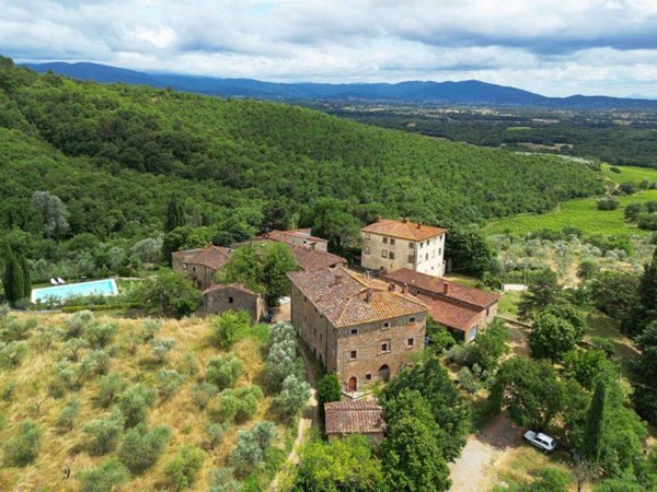 casa indipendente in vendita ad Arezzo in zona Fiorentina