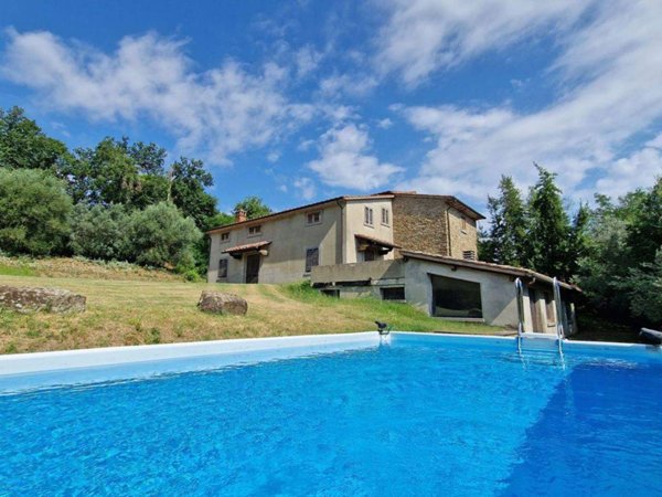 casa indipendente in vendita ad Arezzo