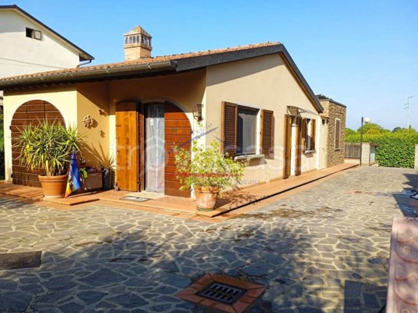 appartamento in vendita ad Arezzo in zona Tregozzano