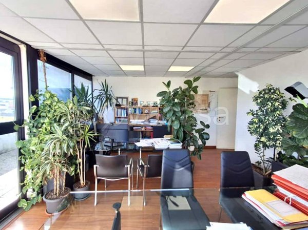 ufficio in vendita ad Arezzo in zona Pescaiola