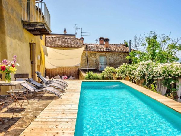 casale in vendita ad Arezzo in zona Centro Città