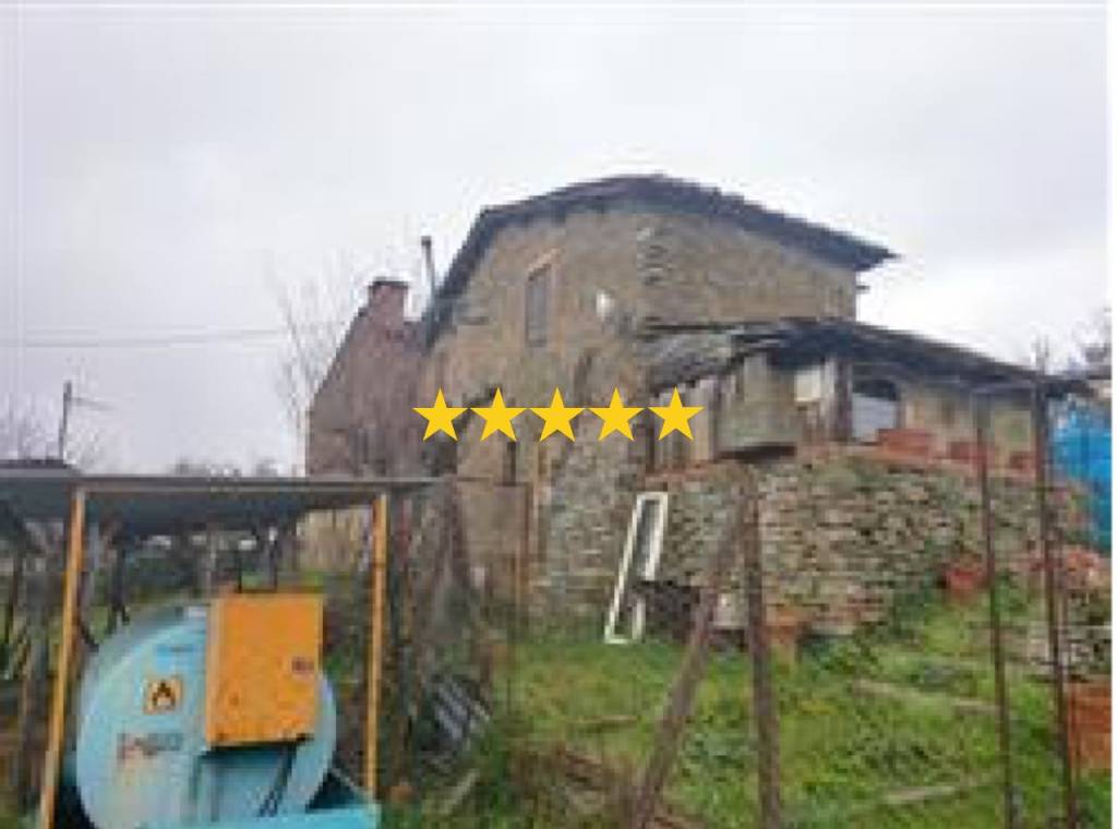 casa indipendente in vendita ad Arezzo in zona Santa Firmina