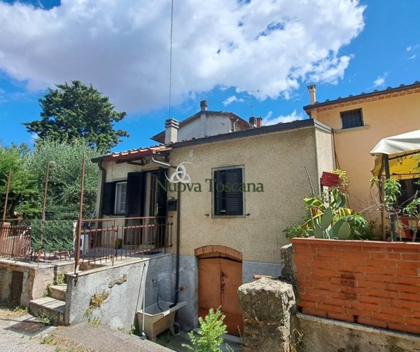 appartamento in vendita ad Arezzo in zona Santa Firmina