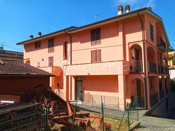 appartamento in vendita ad Arezzo in zona Rigutino