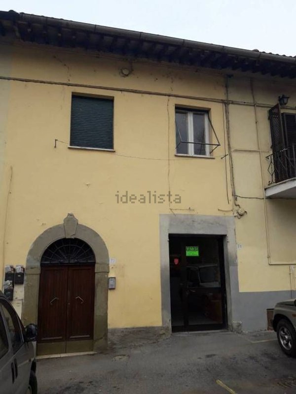 appartamento in vendita ad Arezzo in zona Olmo