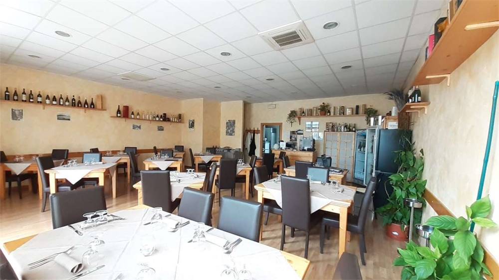 negozio in vendita ad Arezzo in zona Centro Città