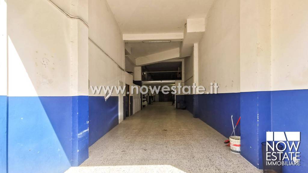 locale commerciale in vendita ad Arezzo in zona Centro Città